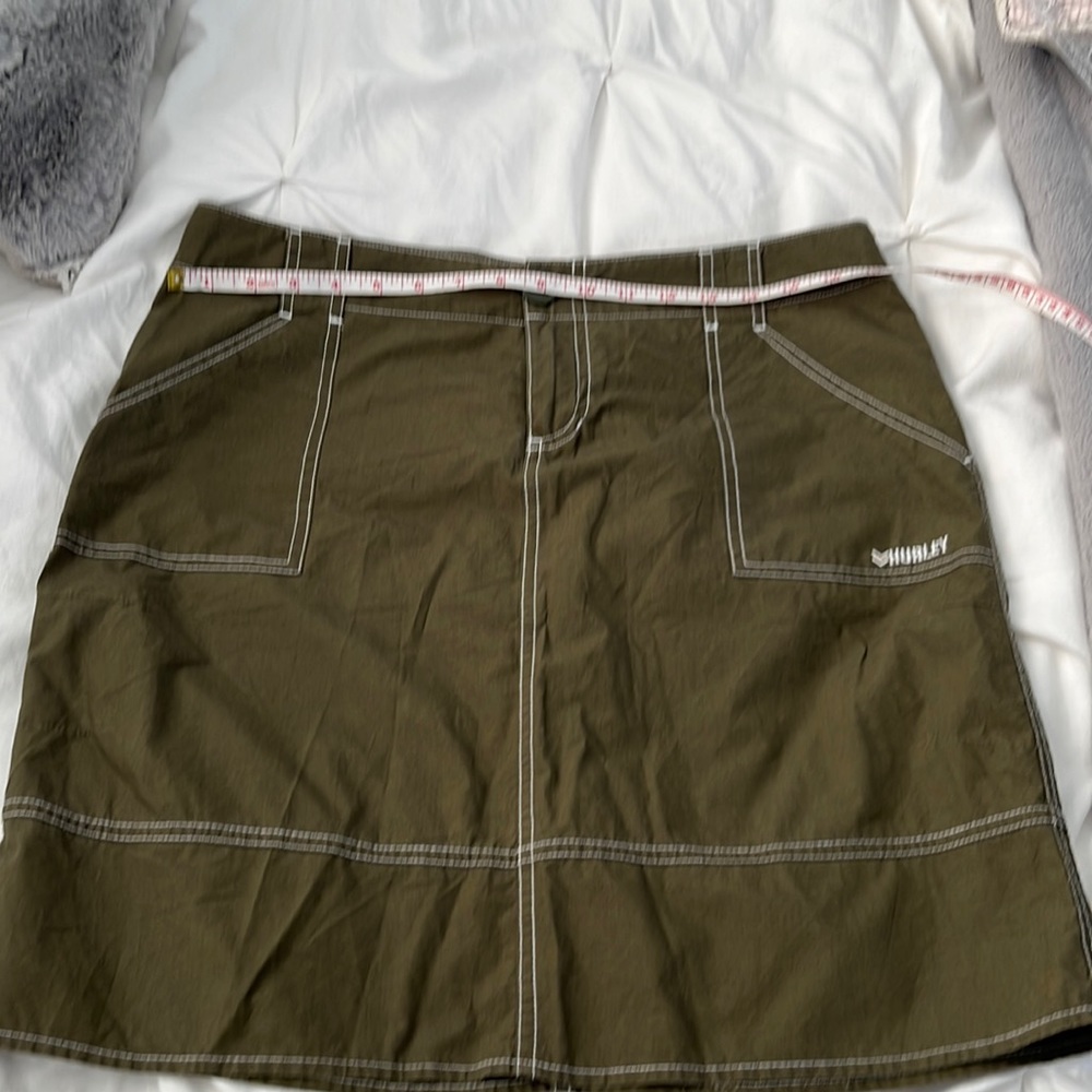 Hurley mini skirt in olive size 7